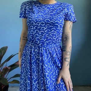 Darian Petites Blue & White Swirl midi dress 90s
